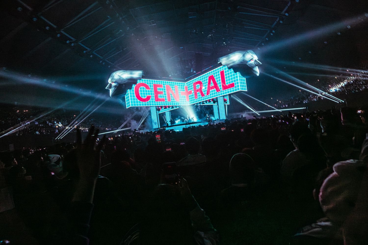 King Gnu史上最多都市を巡る「King Gnu CEN＋RAL Tour 2026」がついに